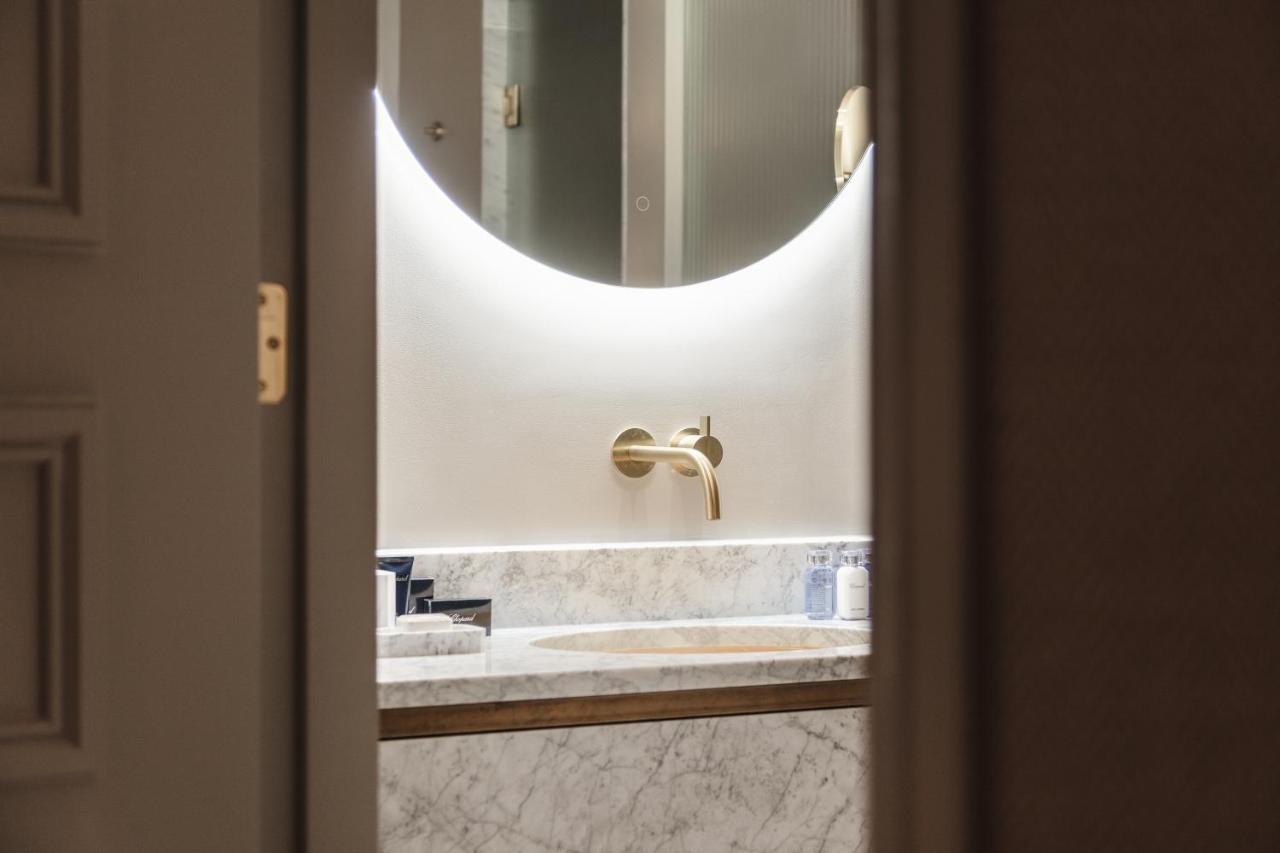 אמסטרדם Hotel 717 מראה חיצוני תמונה Bathroom