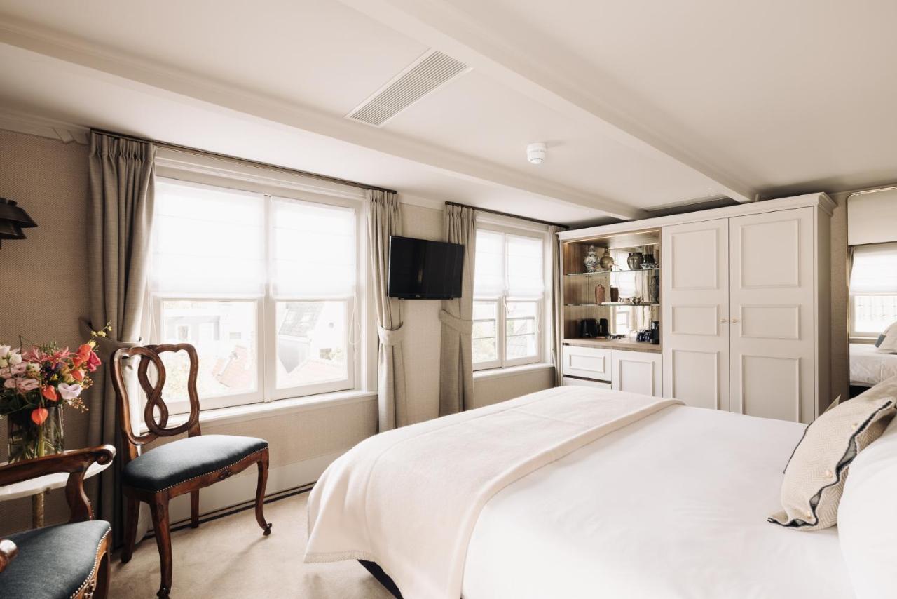 אמסטרדם Hotel 717 מראה חיצוני תמונה A room at the hotel