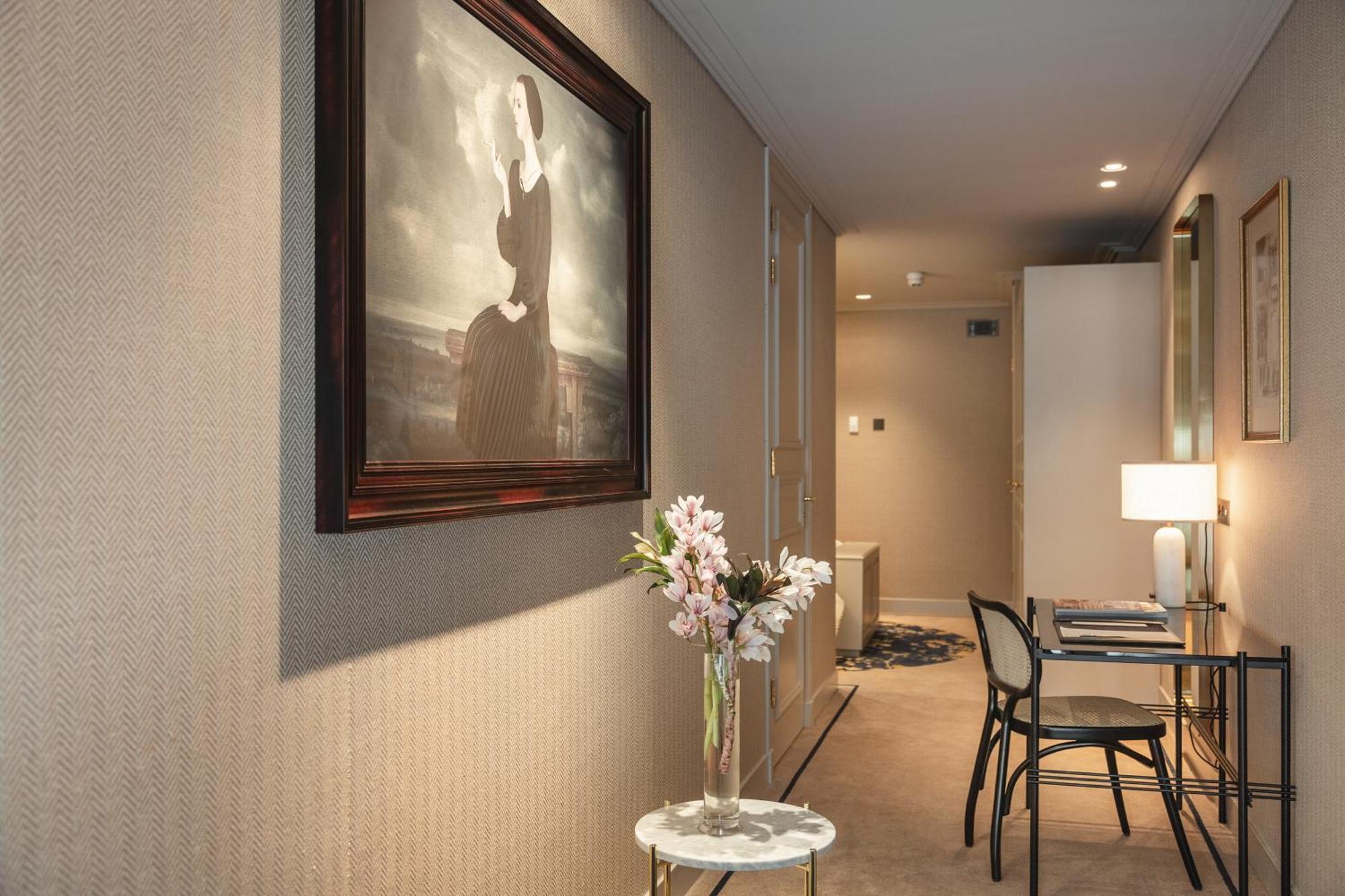אמסטרדם Hotel 717 מראה חיצוני תמונה A suite at the hotel
